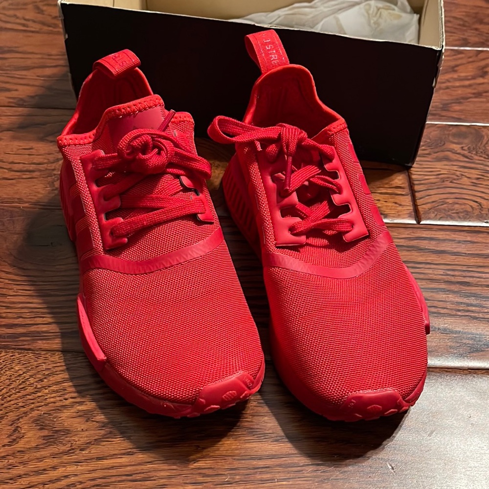 Adidas NME_R1